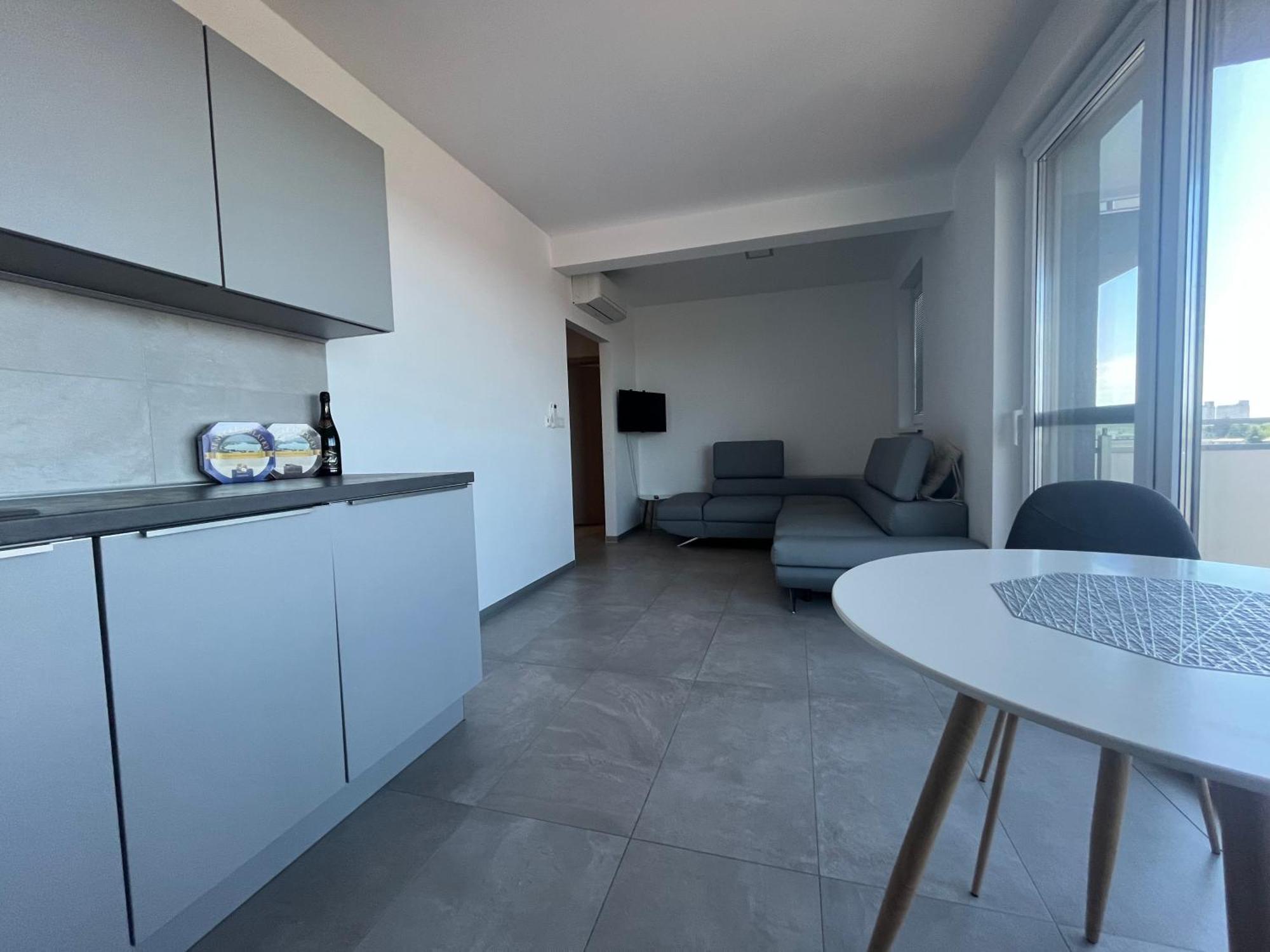 Apartment Sun Lakes - Sever Senec Eksteriør billede